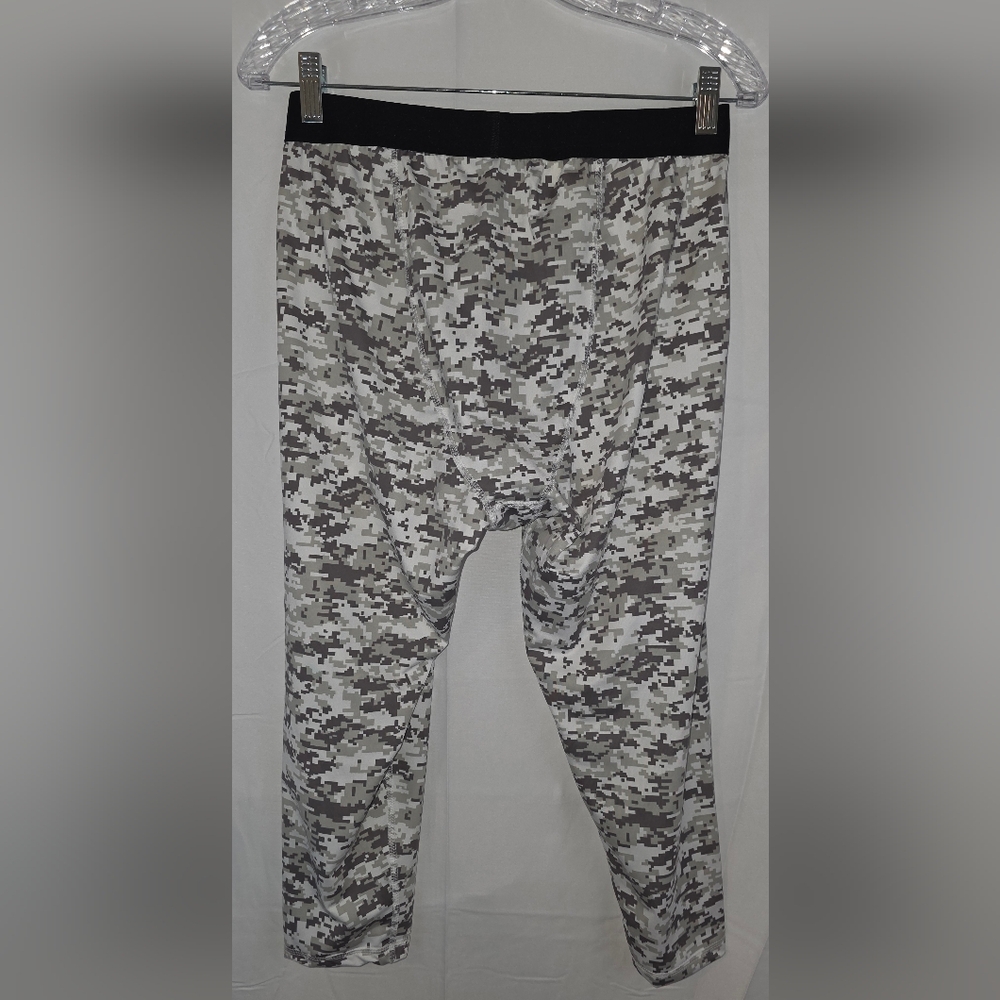 Augusta Sportswear Hyperform Compression Calf-Length Tights Small NWOT I-3073 - Picture 5 of 7